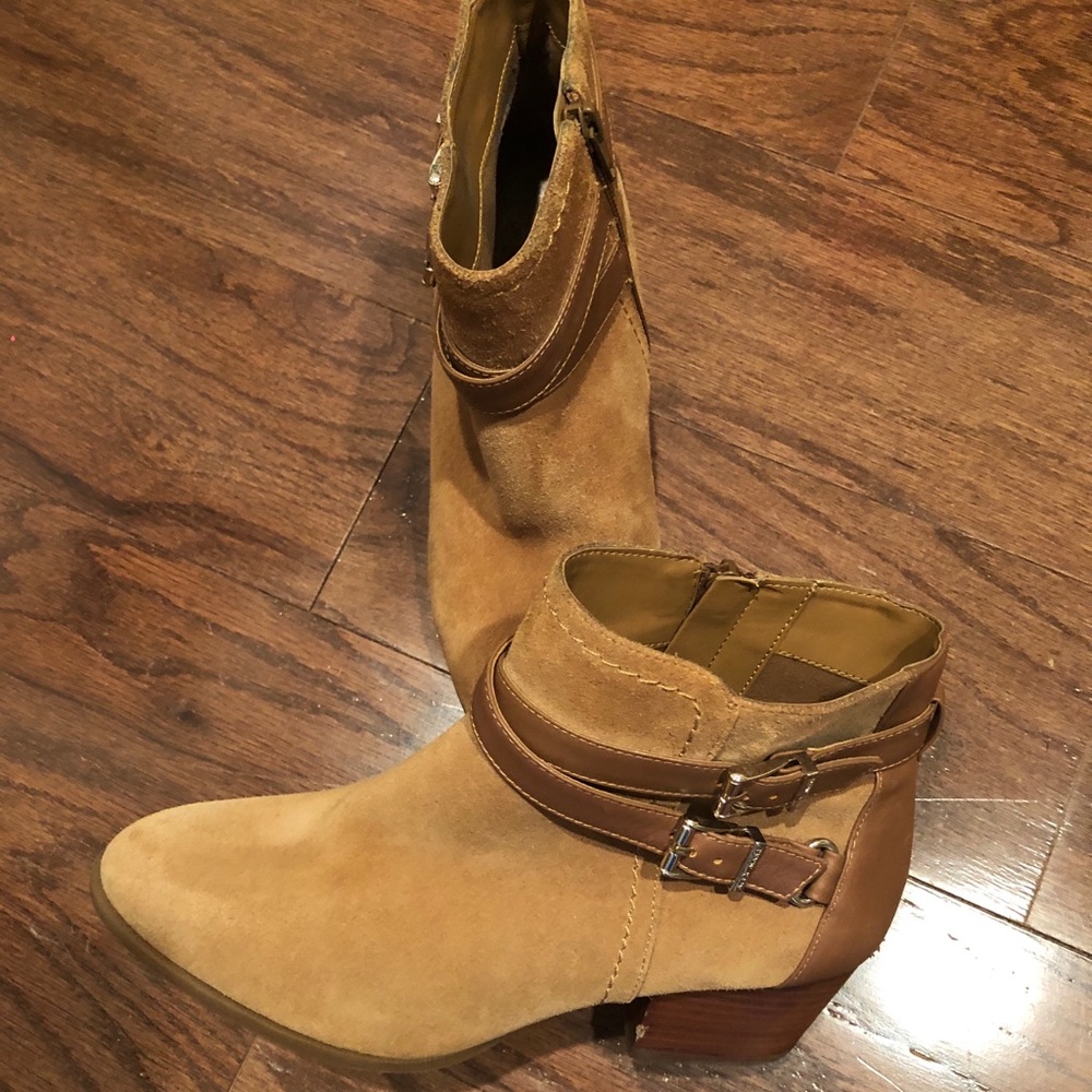 Alex Marie Leather Ankle Boots Size 7.5.